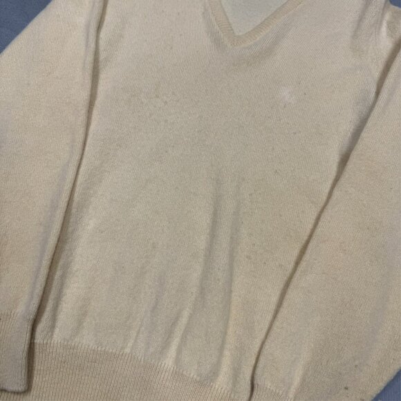 Vintage Lochcarron Lambswool V-Neck Knit Sweater Made in Scotland Yellow Large - Picture 2 of 6